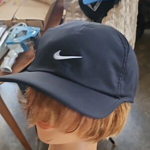 Nike Black Cap with White Swoosh Dri Fit Featherlight Running Hat Cap